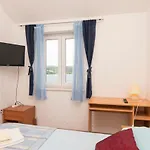 Apartment Vladimir Primosten